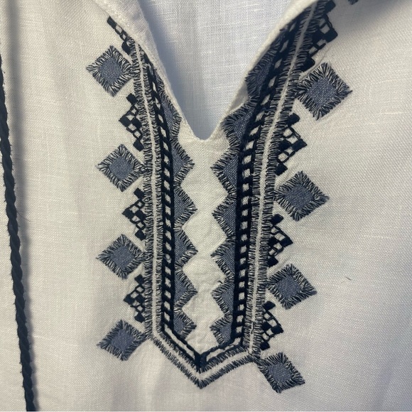 J. Jill Love Linen White Tunic Navy Embroidery, Resort, Vacation, Beach, Plus 4X - Picture 8 of 9